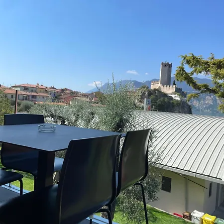 דירה Casa Guarnati View מאלצ'סינה