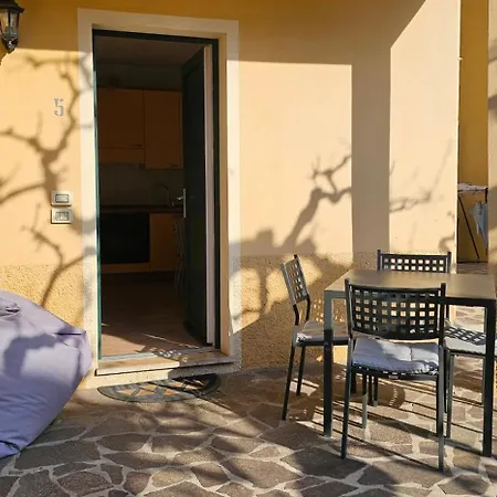 Casa Guarnati View מאלצ'סינה