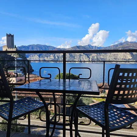 דירה Casa Guarnati View מאלצ'סינה
